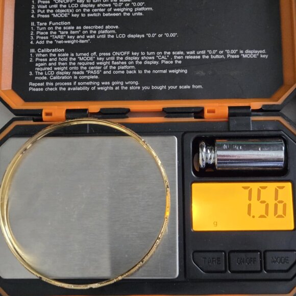 21k Gold Bangle - Picture 14 of 16